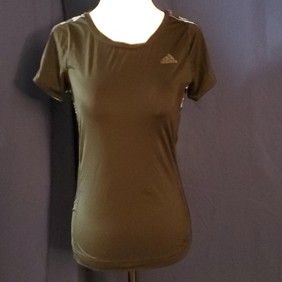 Adidas top - Picture 2 of 6